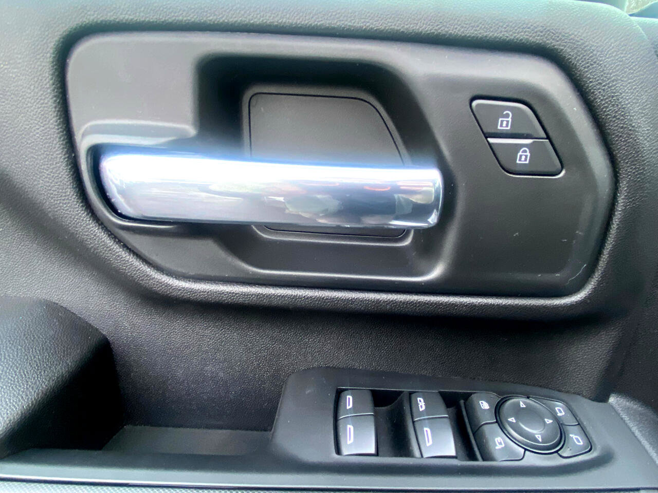 Used 2025 Chevrolet Silverado 2500 W/T w/ WT/CX Safety Package image 24