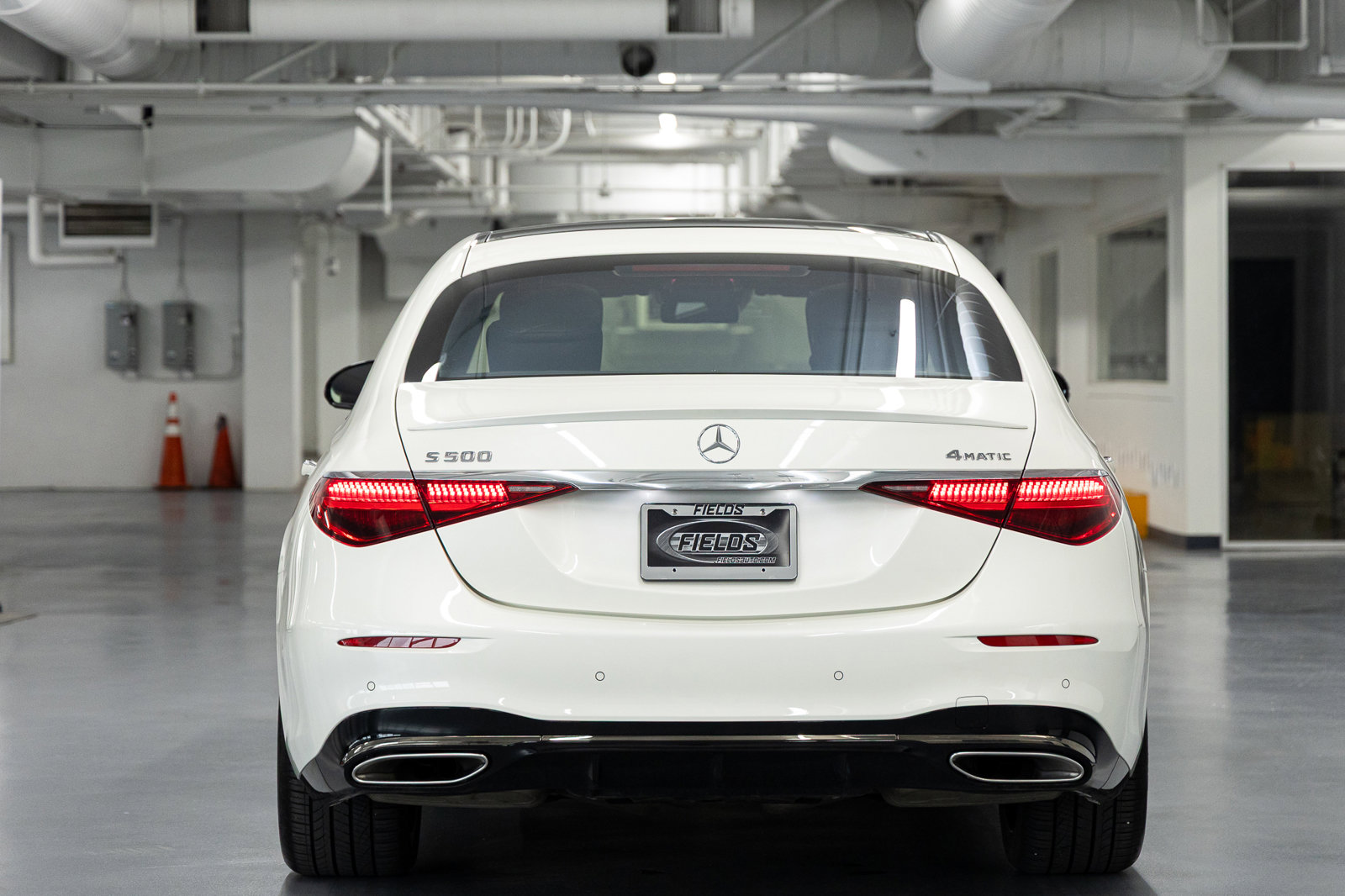 Used 2023 Mercedes-Benz S 500 4MATIC image 4