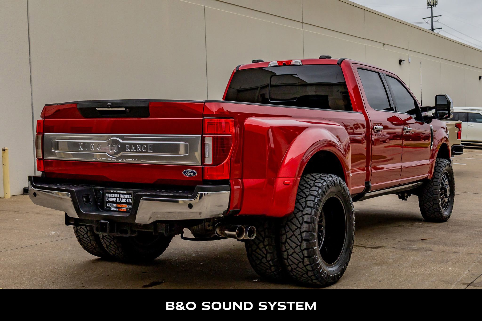 Used 2022 Ford F350 King Ranch w/ King Ranch Ultimate Package AWD/4WD image 10