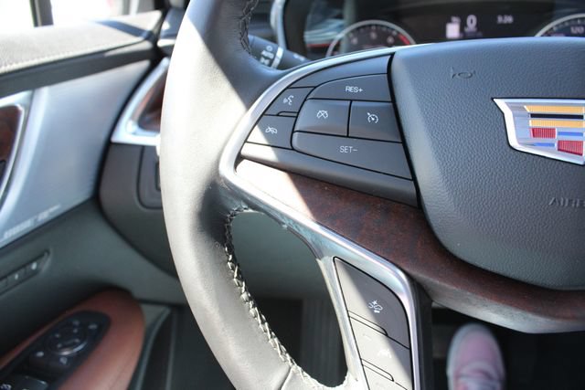 Used 2024 Cadillac XT5 Premium Luxury AWD/4WD image 13
