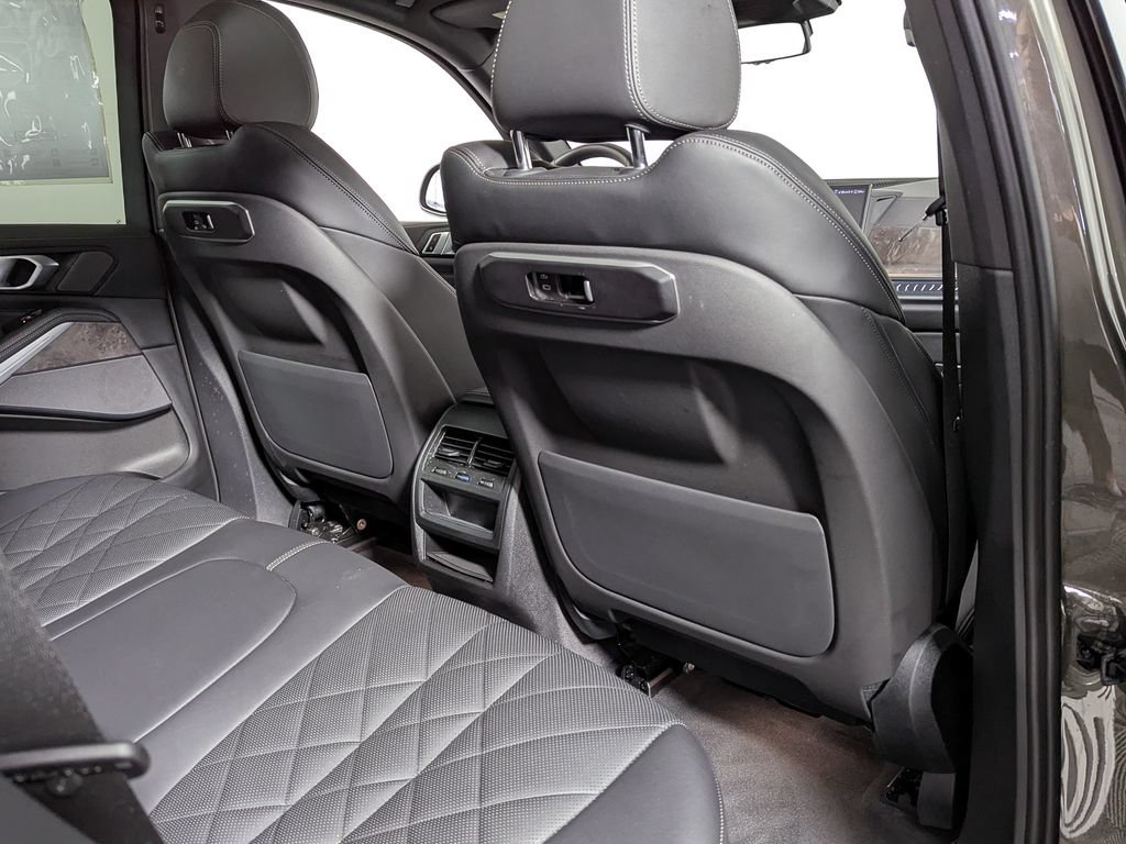 Certified 2024 BMW X5 xDrive40i w/ Premium Package AWD/4WD image 44