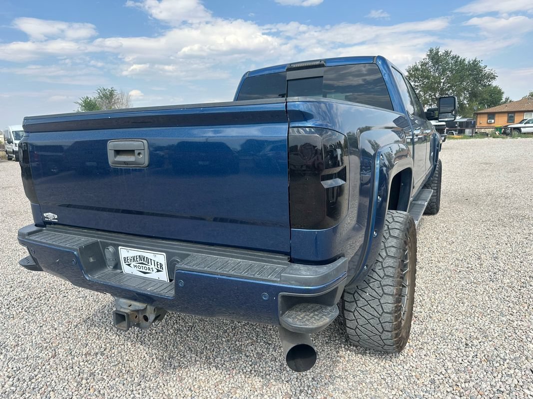 Used 2015 Chevrolet Silverado 2500 High Country w/ Duramax Plus Package AWD/4WD image 10