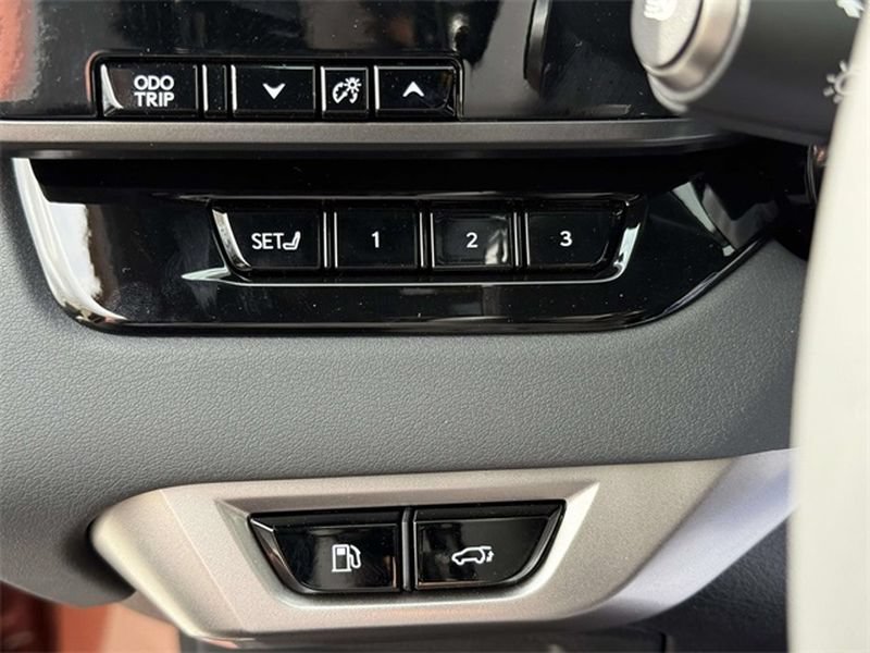 New 2025 Lexus RX 350 Premium AWD/4WD image 17