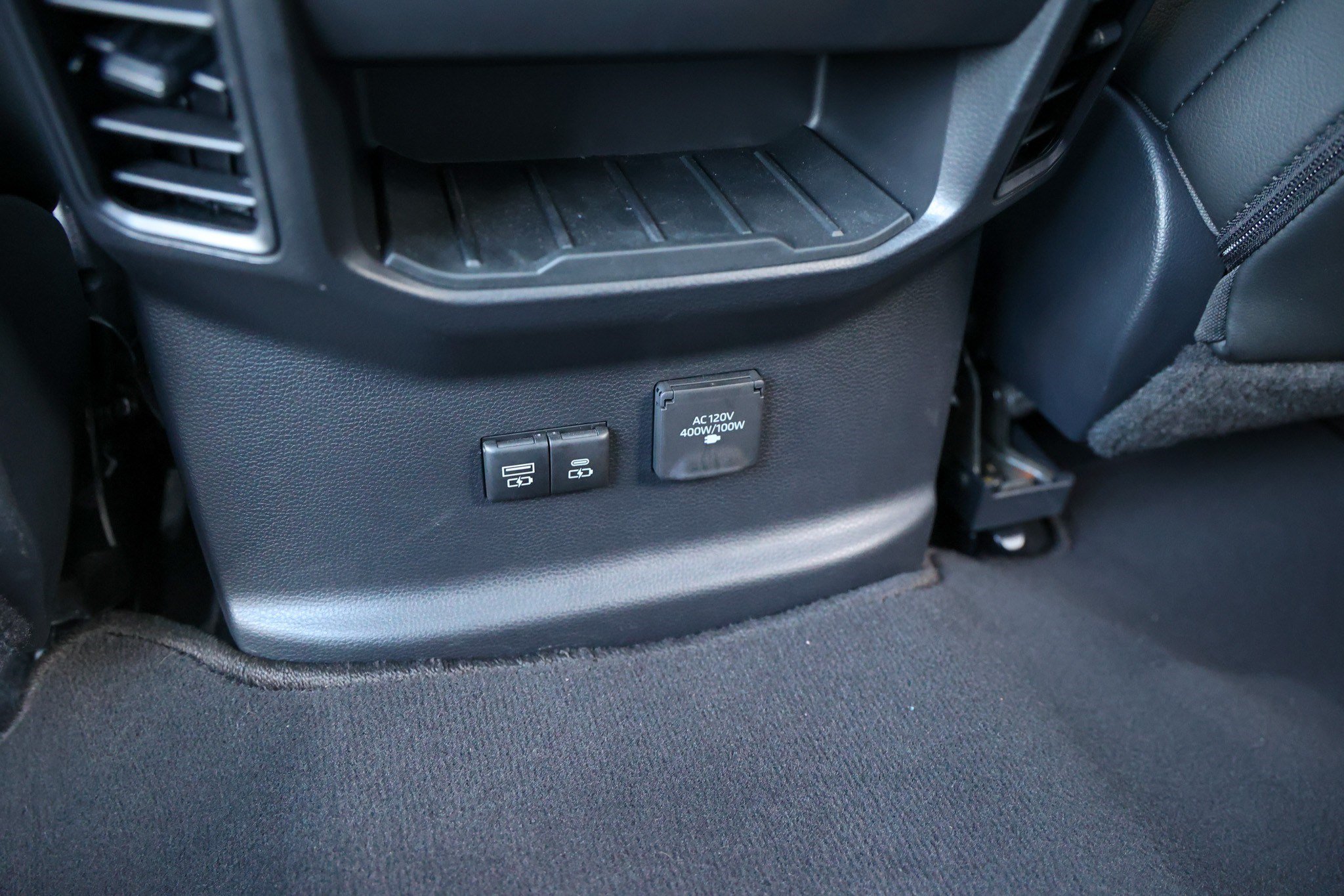 Used 2023 Toyota Tundra Limited AWD/4WD image 49