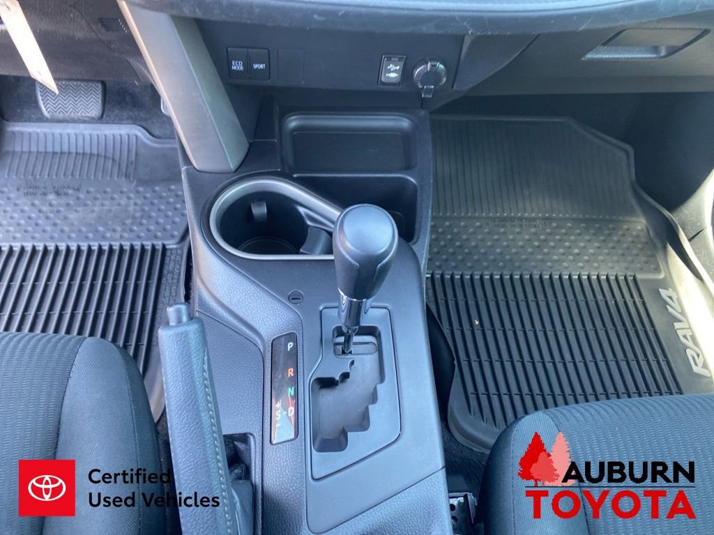 Certified 2018 Toyota RAV4 LE w/ All Weather Liner Package AWD/4WD image 38