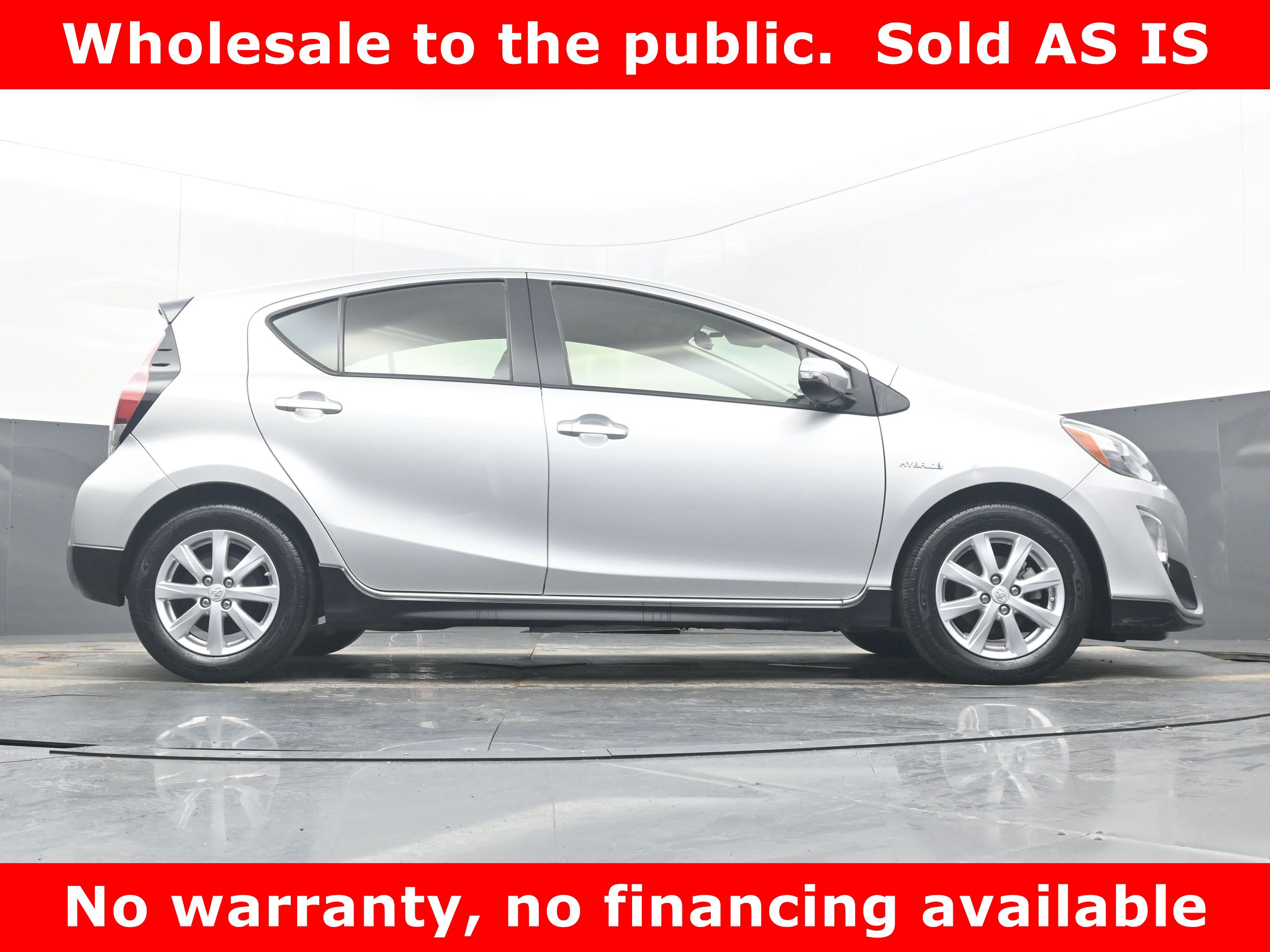 Used 2017 Toyota Prius C Two image 29