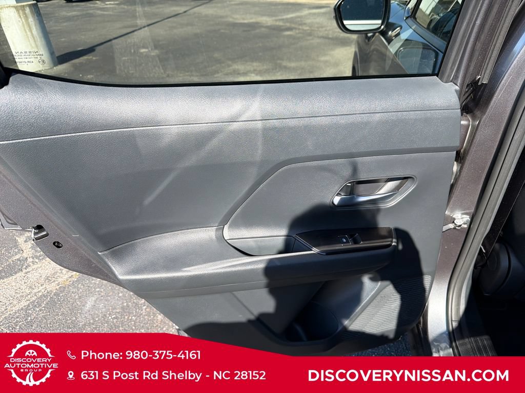 Certified 2026 Nissan Kicks SR FWD image 27