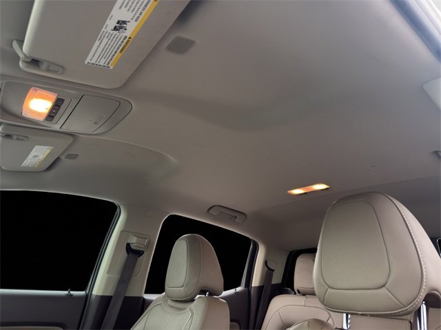 Used 2020 GMC Canyon SLT w/ Driver Alert Package image 24