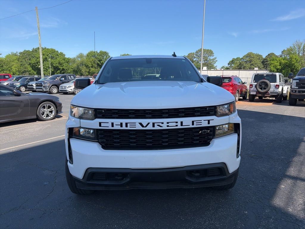 Used 2019 Chevrolet Silverado 1500 Custom w/ Custom Value Package AWD/4WD image 2