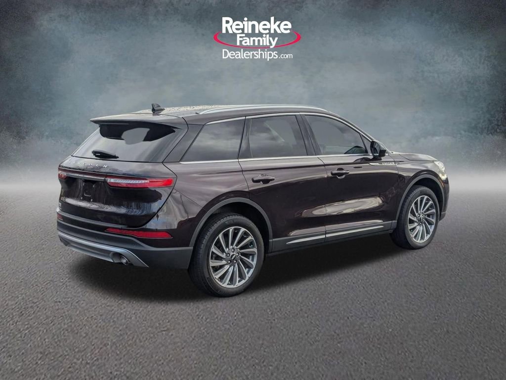 Used 2023 Lincoln Corsair Reserve image 5