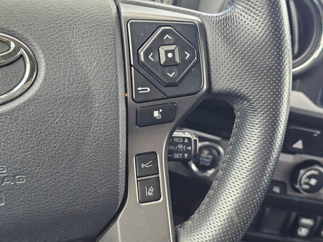 Used 2019 Toyota Tacoma TRD Off-Road AWD/4WD image 31