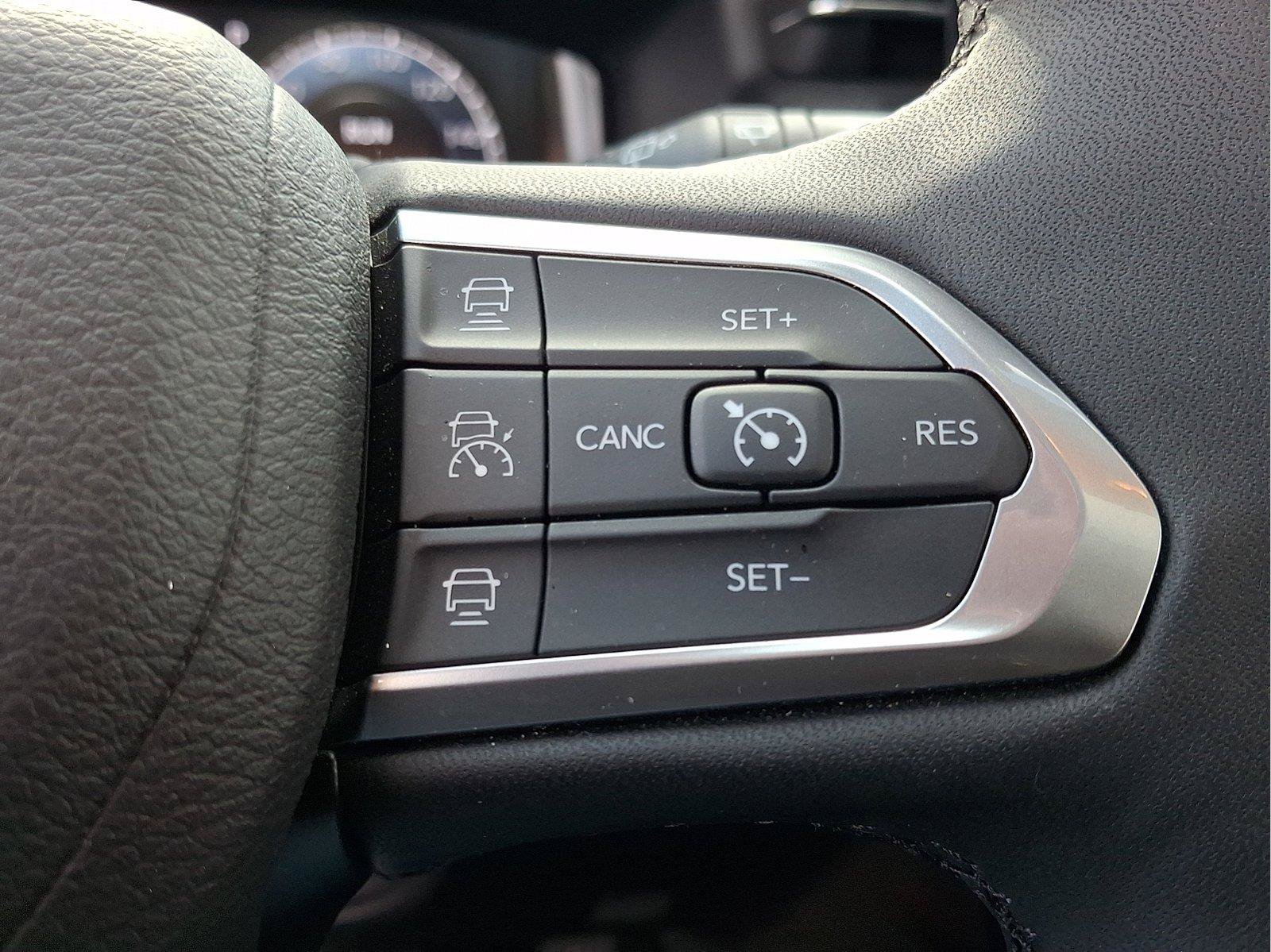 Used 2025 Jeep Compass Limited w/ High Altitude Package AWD/4WD image 21