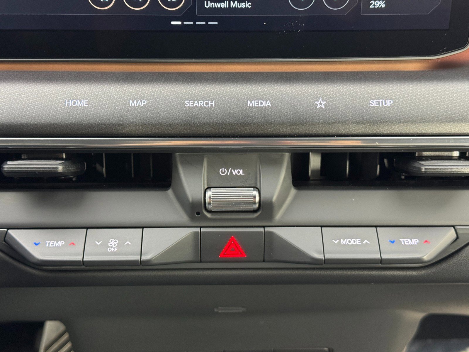 Used 2024 Kia EV9 GT-Line image 32