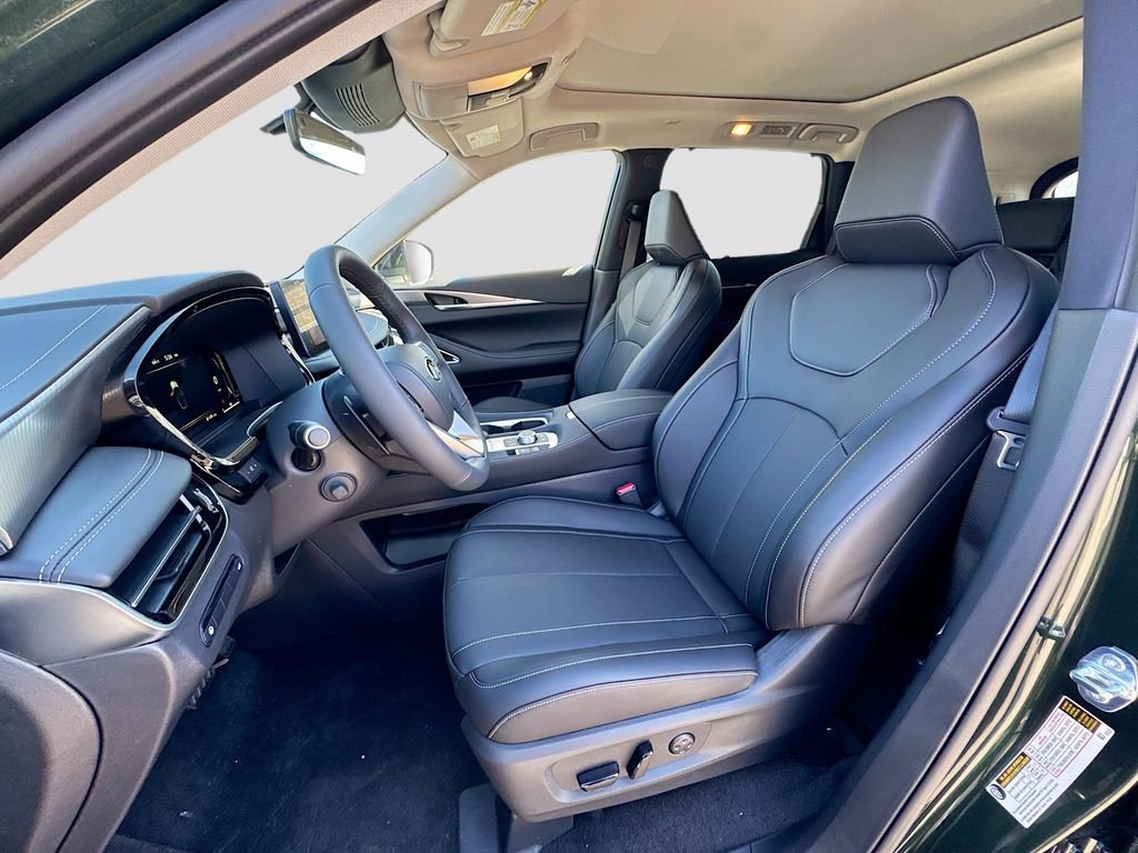 Used 2026 INFINITI QX60 Luxe w/ Cargo Package image 23