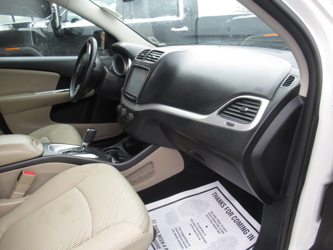 Used 2016 Dodge Journey SE w/ Safe & Sound Group image 6