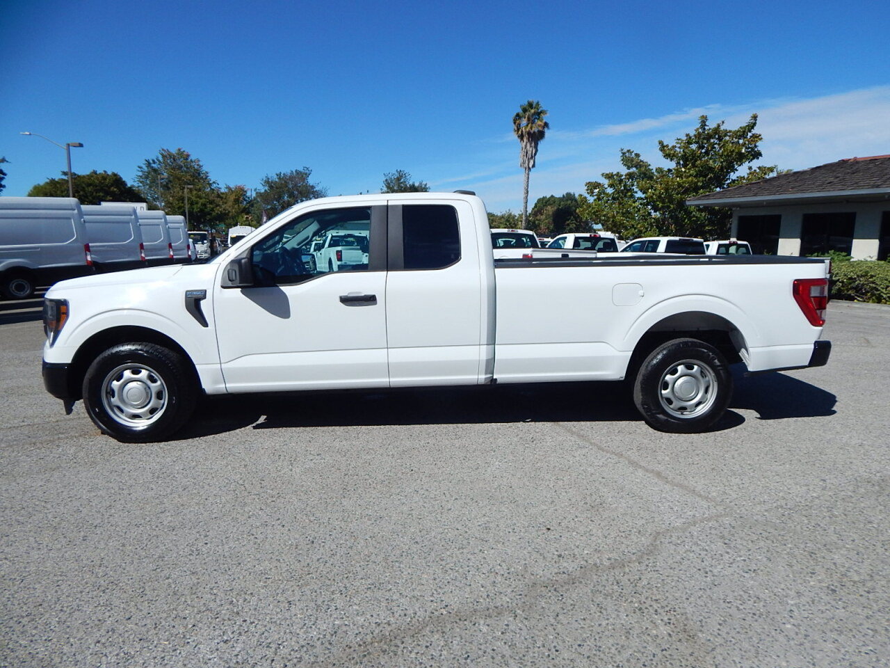 Used 2023 Ford F150 XL RWD image 5