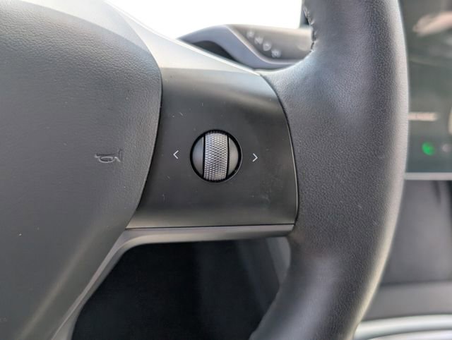 Used 2023 Tesla Model 3 Standard Range image 36