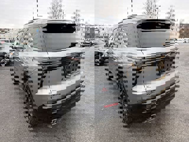 New 2026 Chevrolet Traverse RS w/ LPO, Floor Liner Package image 5