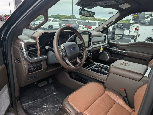 New 2027 Ford F450 King Ranch w/ Snow Plow Prep Package AWD/4WD image 16