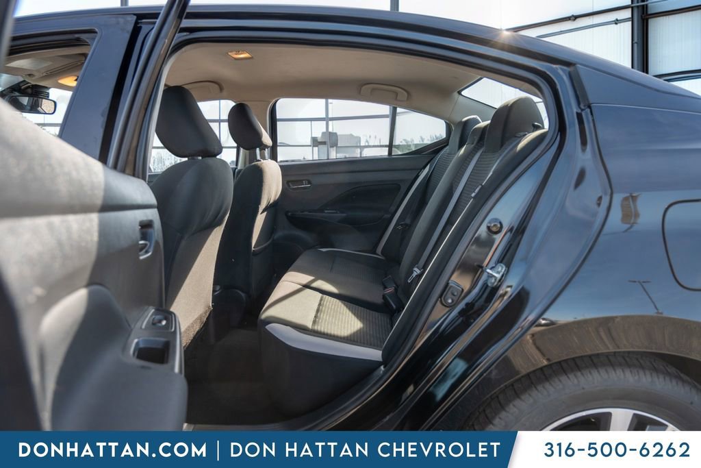 Used 2021 Nissan Versa SV image 21