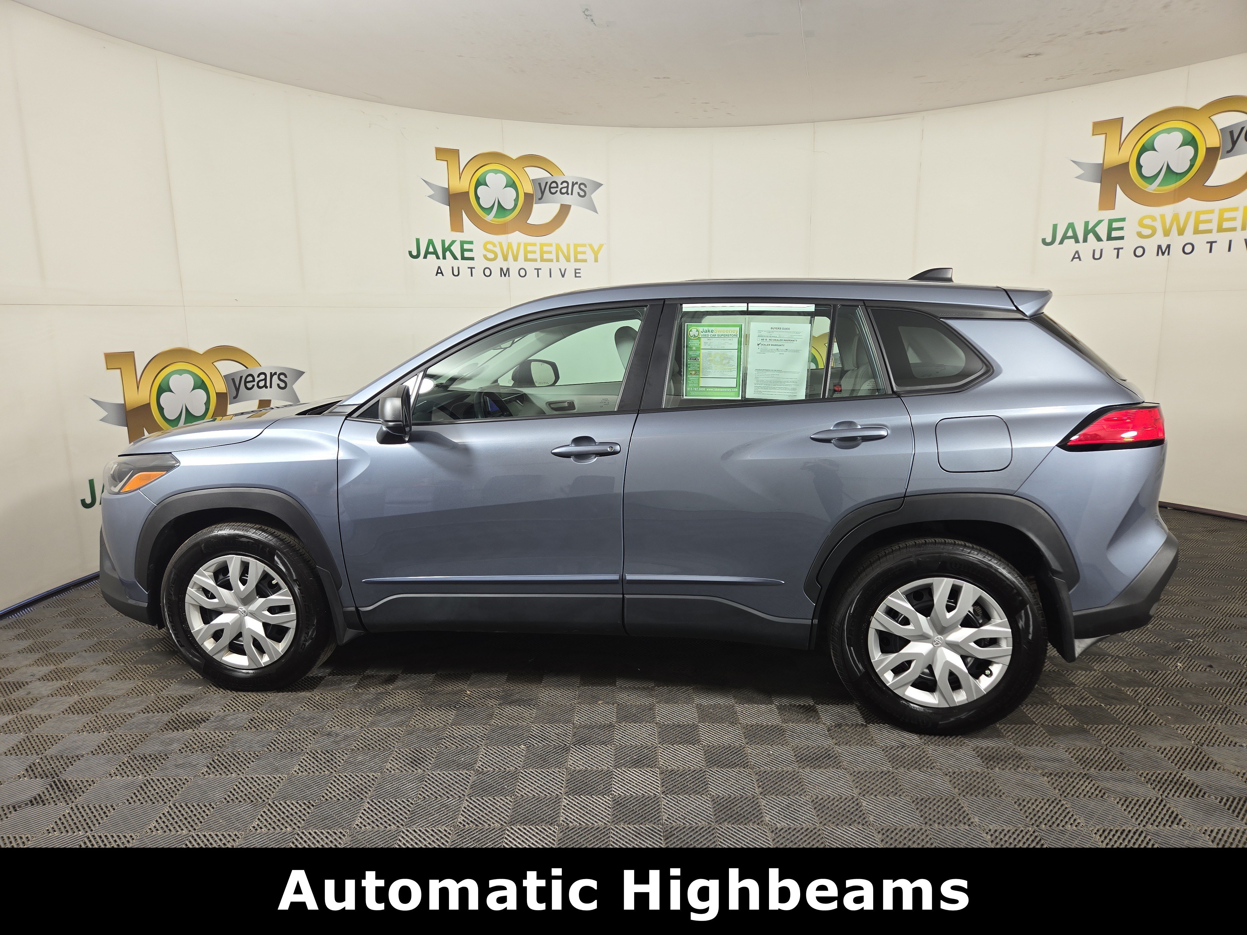 Used 2024 Toyota Corolla Cross L AWD/4WD image 4