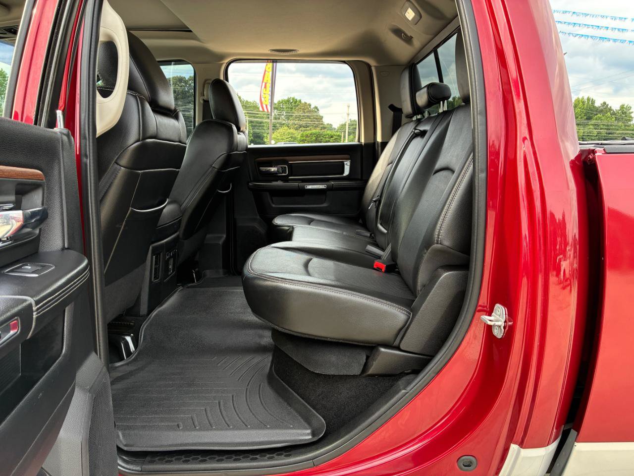 Used 2013 RAM 2500 Laramie AWD/4WD image 30