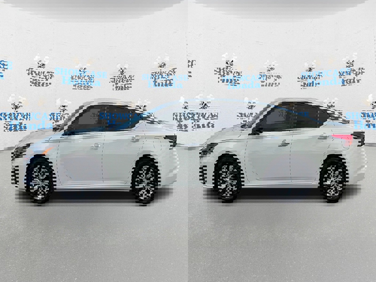 Used 2025 Nissan Altima 2.5 S image 4