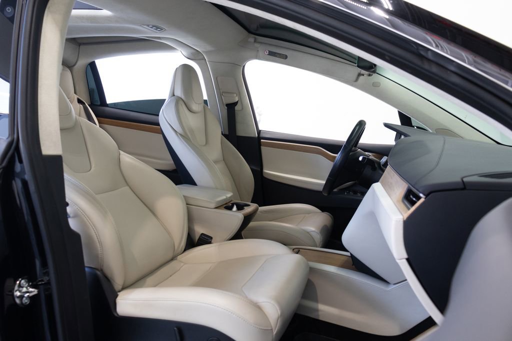 Used 2019 Tesla Model X Performance AWD/4WD image 23
