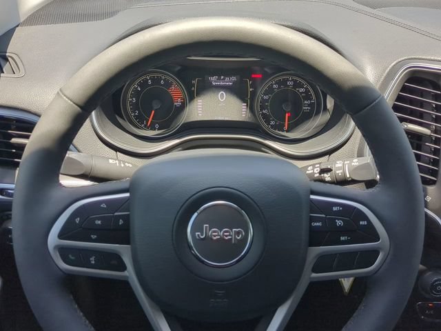 Certified 2022 Jeep Cherokee Latitude w/ Sun & Sound Group AWD/4WD image 30