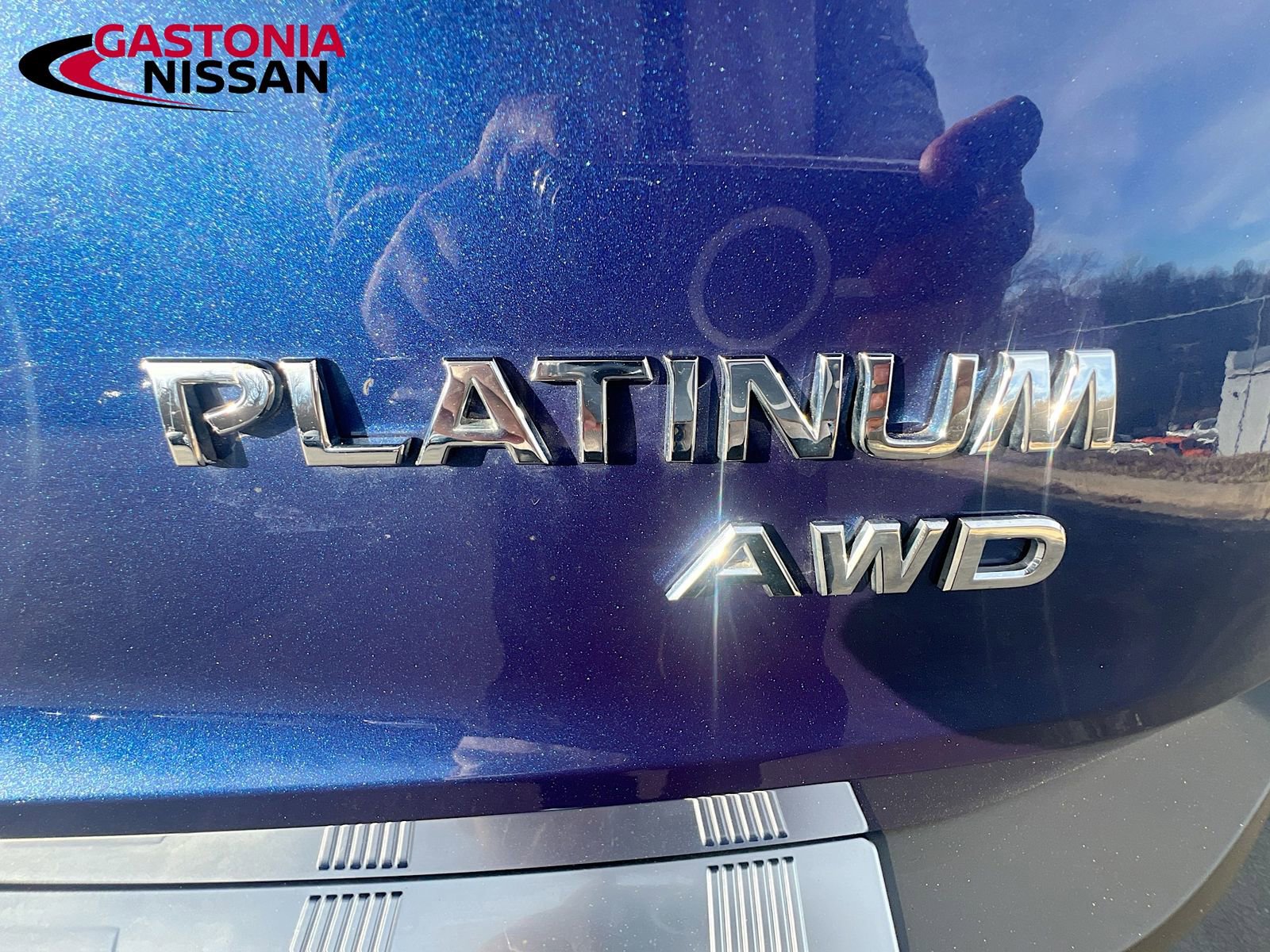 Used 2023 Nissan Rogue Platinum image 43