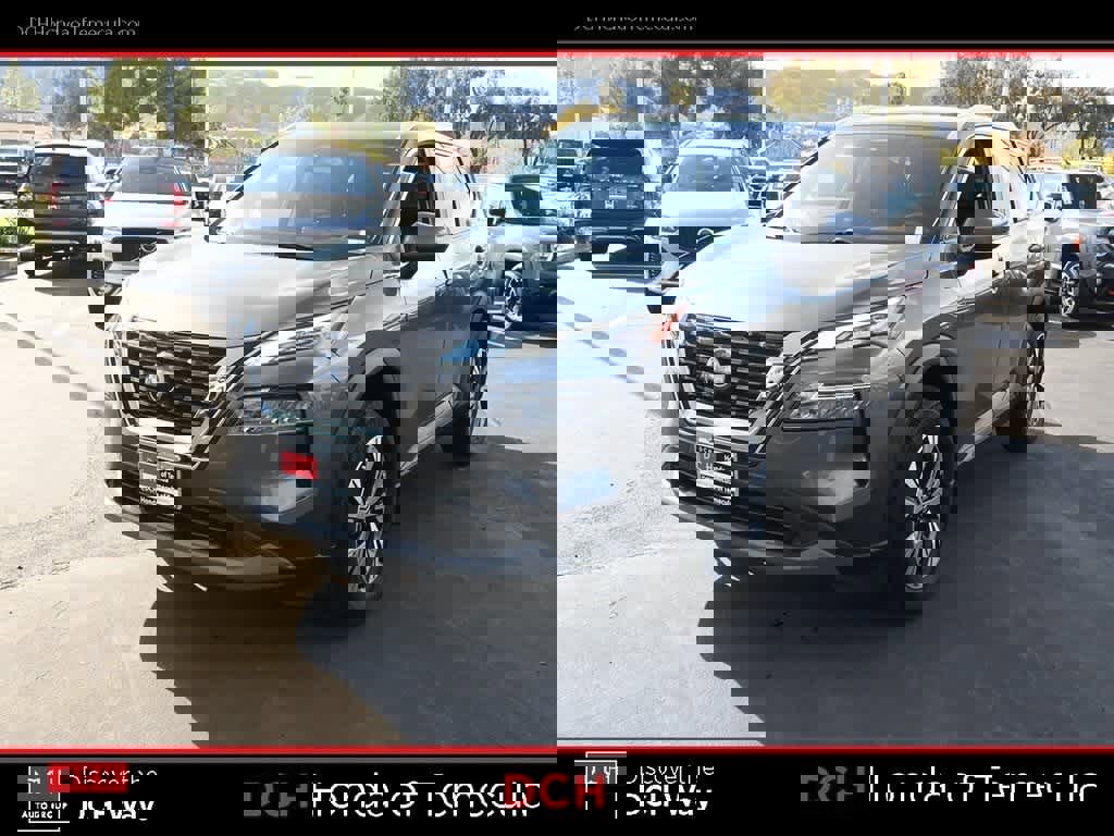 Used 2022 Nissan Rogue SV w/ SV Premium Package