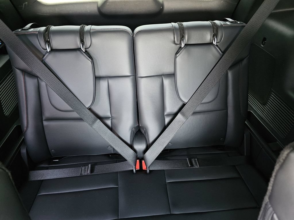 Used 2025 Ford Explorer ST w/ Sun And Sound Package AWD/4WD image 17