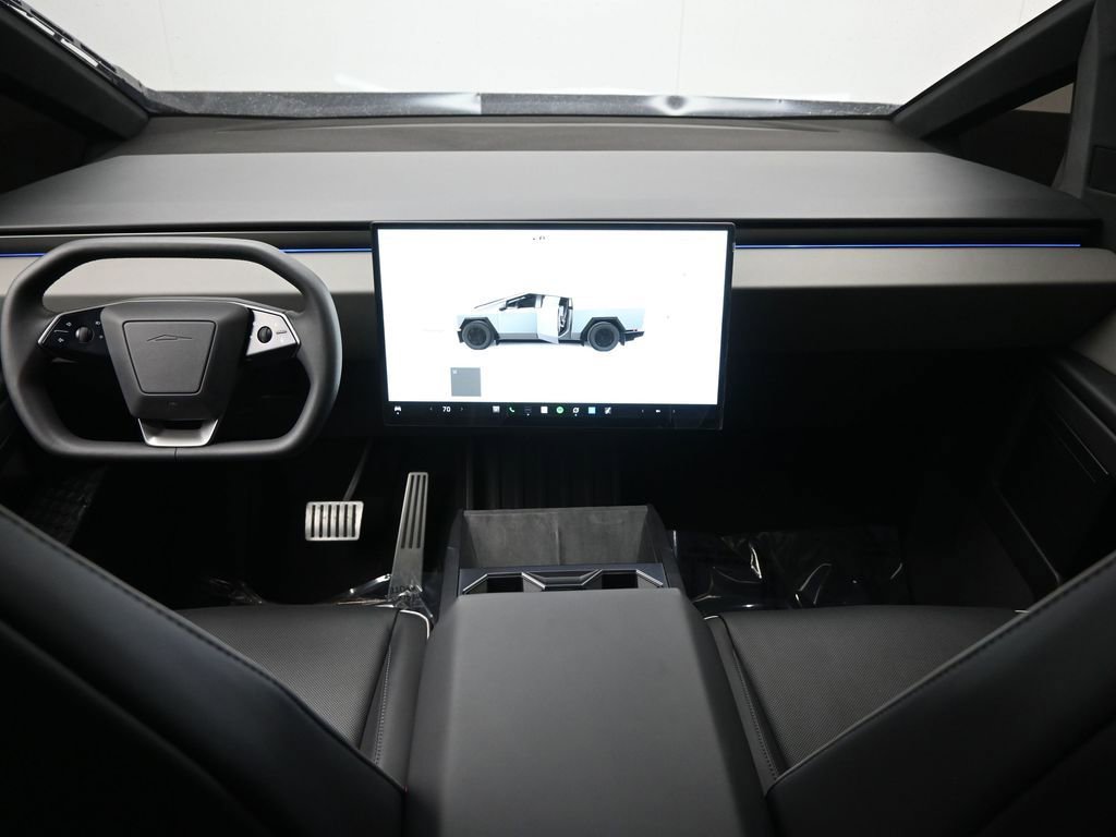 Used 2025 Tesla Cybertruck AWD Crew Cab image 20