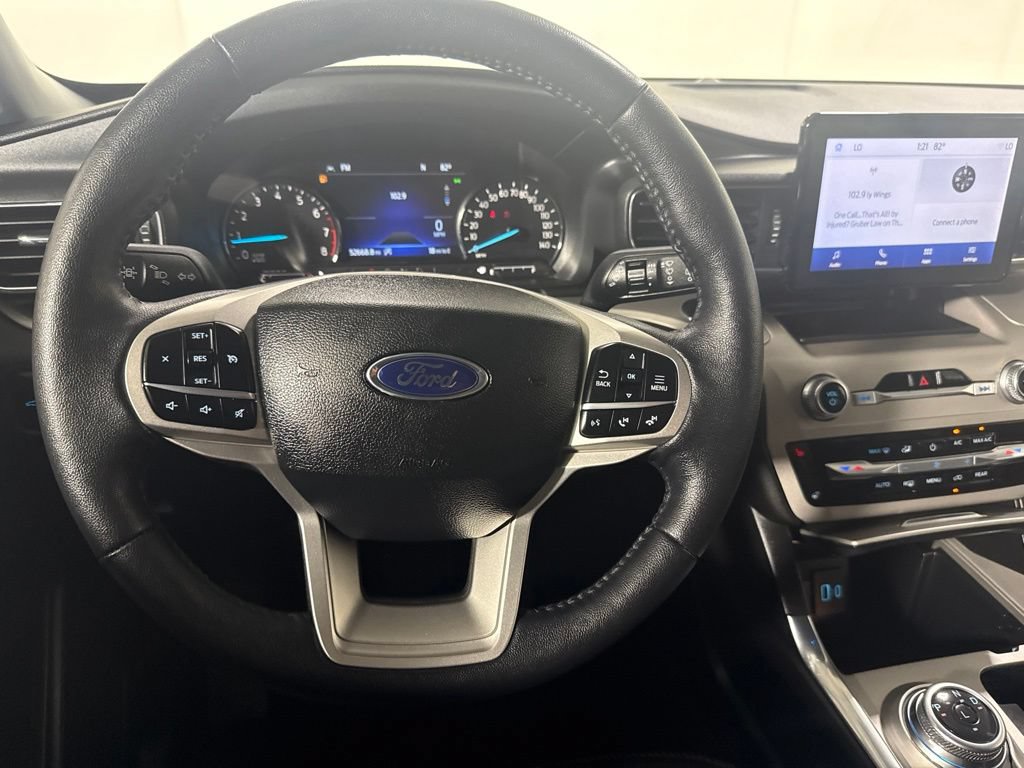 Used 2024 Ford Explorer XLT AWD/4WD image 22