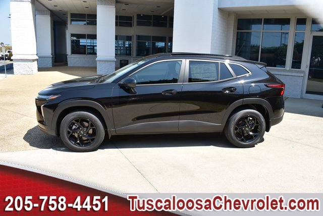 New 2026 Chevrolet Trax LT w/ Midnight Edition FWD image 6