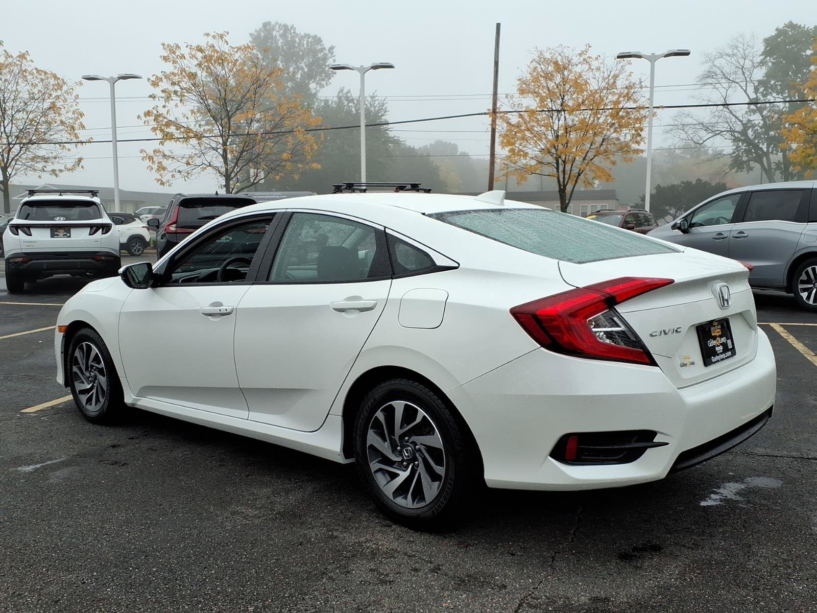 Used 2018 Honda Civic EX image 10