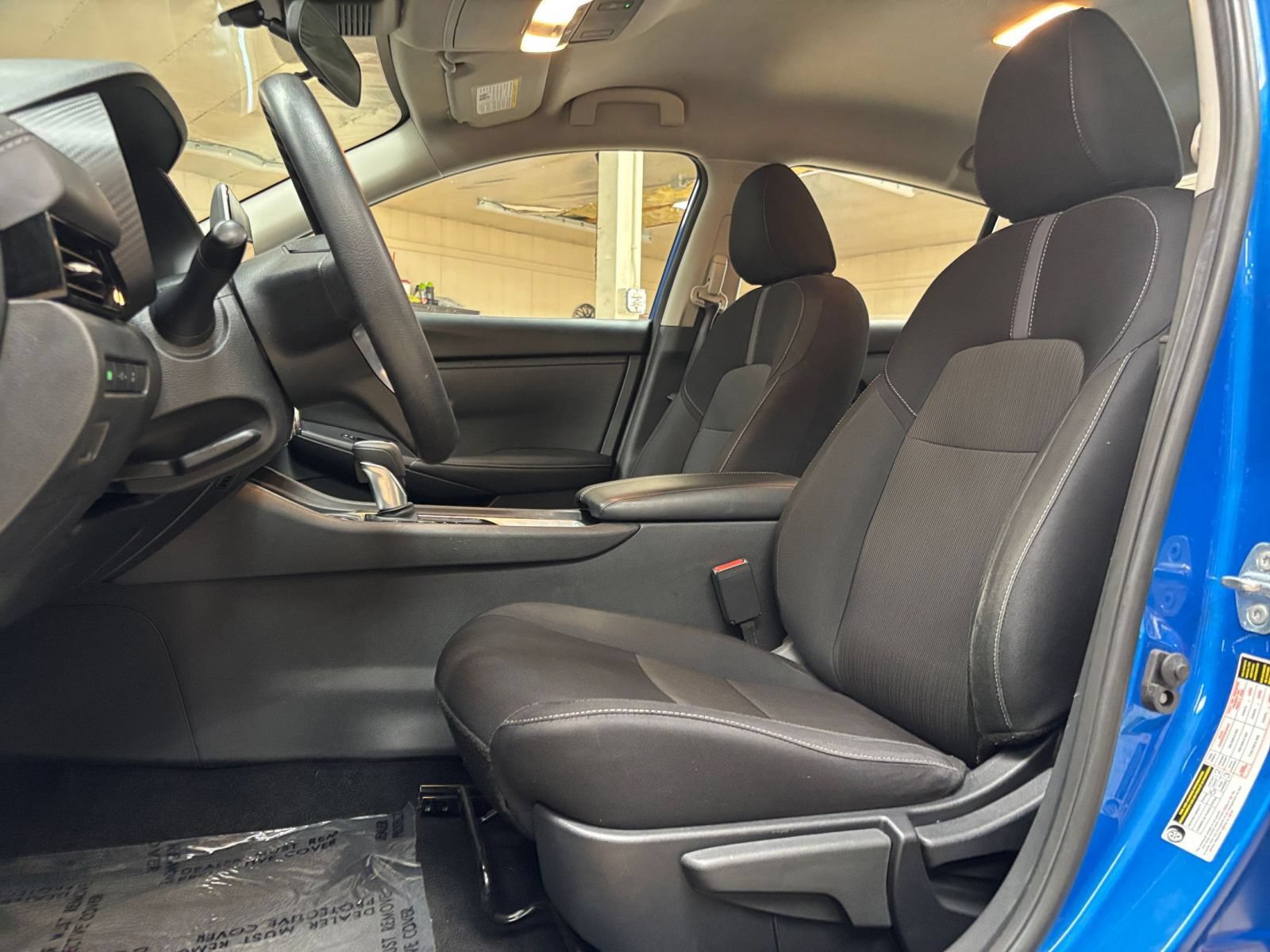 Used 2025 Nissan Sentra SV FWD image 20