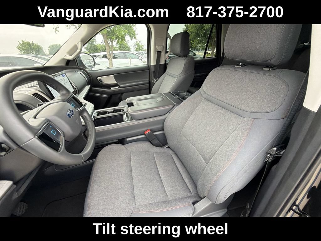 Used 2025 Ford Expedition Max Active RWD image 15