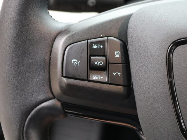 Used 2025 Ford Mustang Mach-E Premium AWD/4WD image 30