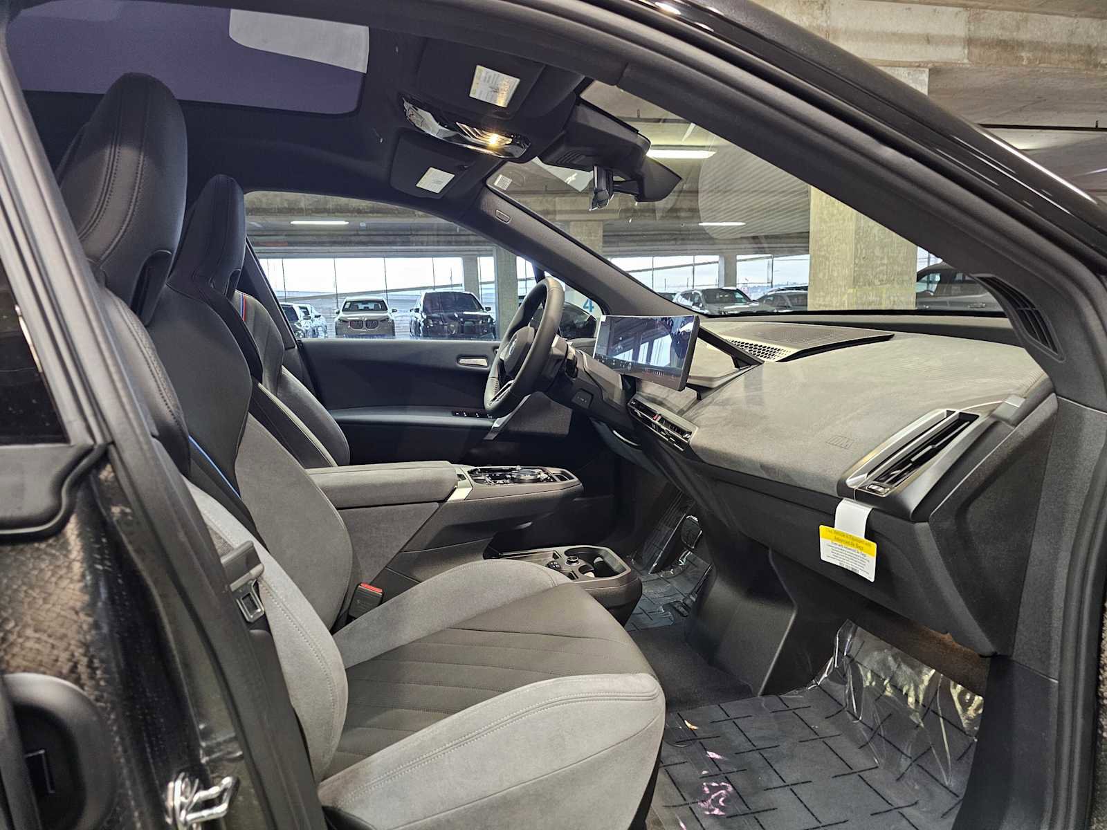 New 2026 BMW iX xDrive45 w/ M Sport Package image 25