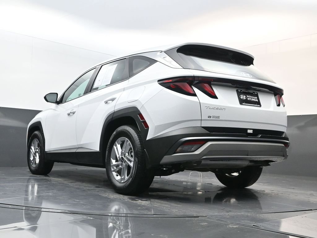 Certified 2025 Hyundai Tucson SE image 18