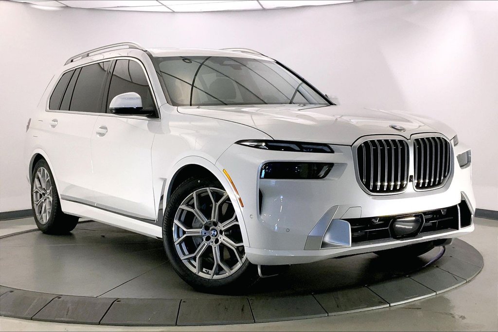 Certified 2024 BMW X7 xDrive40i w/ Premium Package