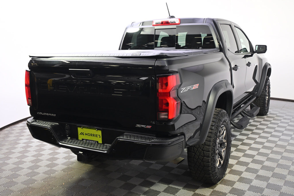 Used 2024 Chevrolet Colorado ZR2 w/ ZR2 Convenience Package III AWD/4WD image 6