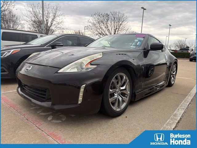 Used 2014 Nissan 370Z Coupe image 1