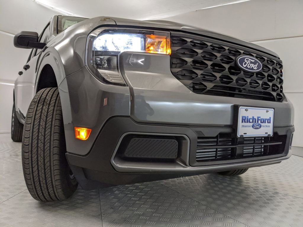 New 2026 Ford Maverick XLT image 28