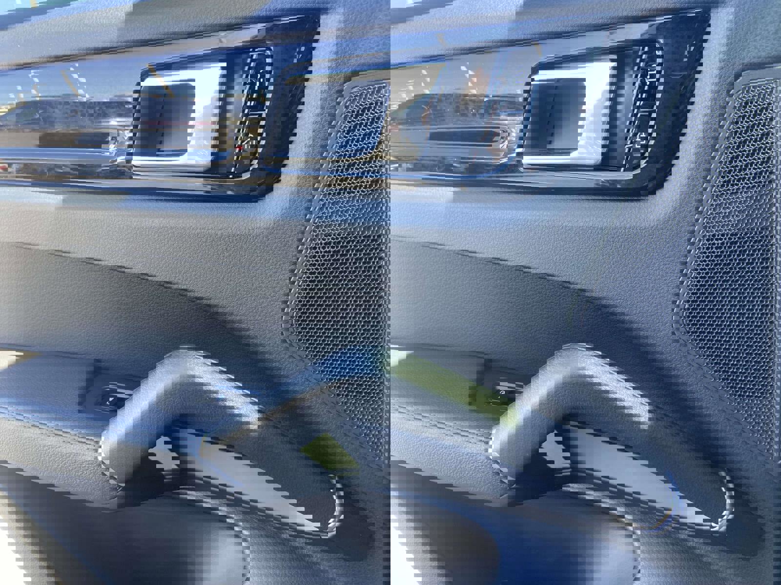 Used 2019 Porsche Cayenne image 16