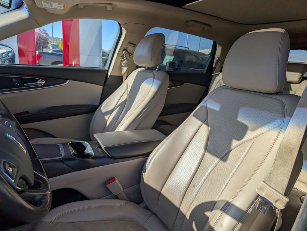 Used 2018 Lincoln MKX Reserve w/ Lincoln MKX Climate Package image 6