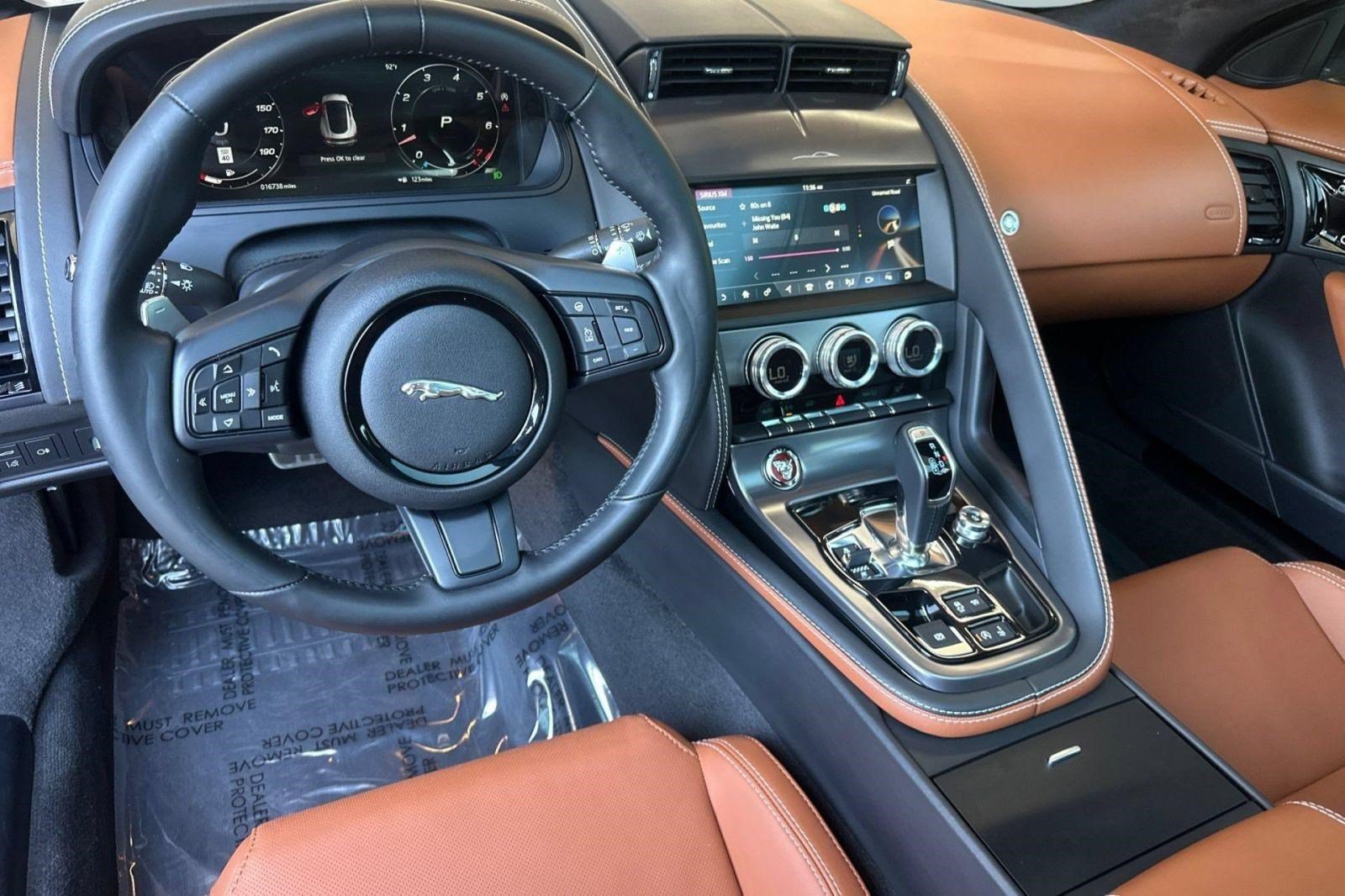 Used 2024 Jaguar F-TYPE Coupe AWD image 29