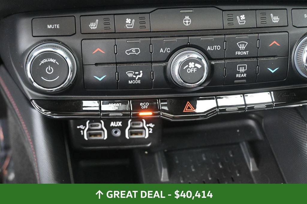 Used 2025 Dodge Durango R/T AWD/4WD image 39