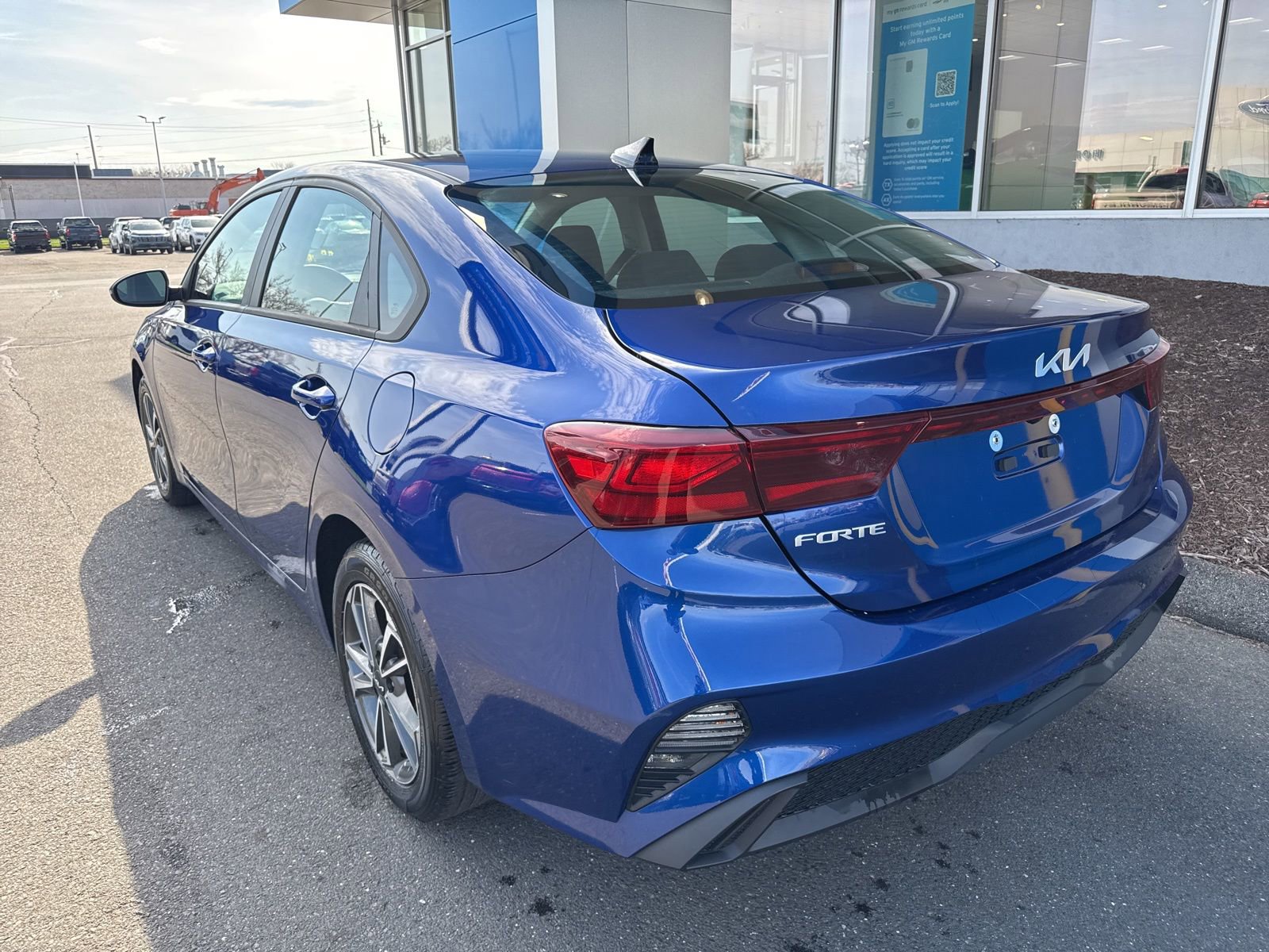 Used 2023 Kia Forte LXS w/ LXS Technology Package image 8